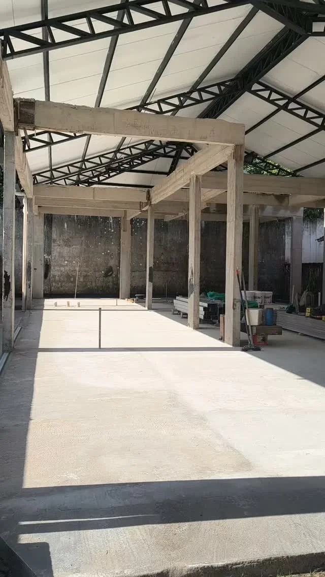 Obra e estrutura metálica